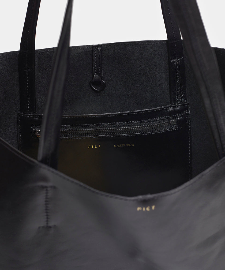Doping Kontrolle Leather Tote Bag Black