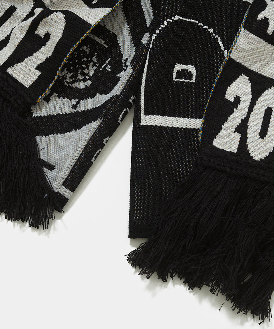 Scarves Knitted Shorts - Black and White