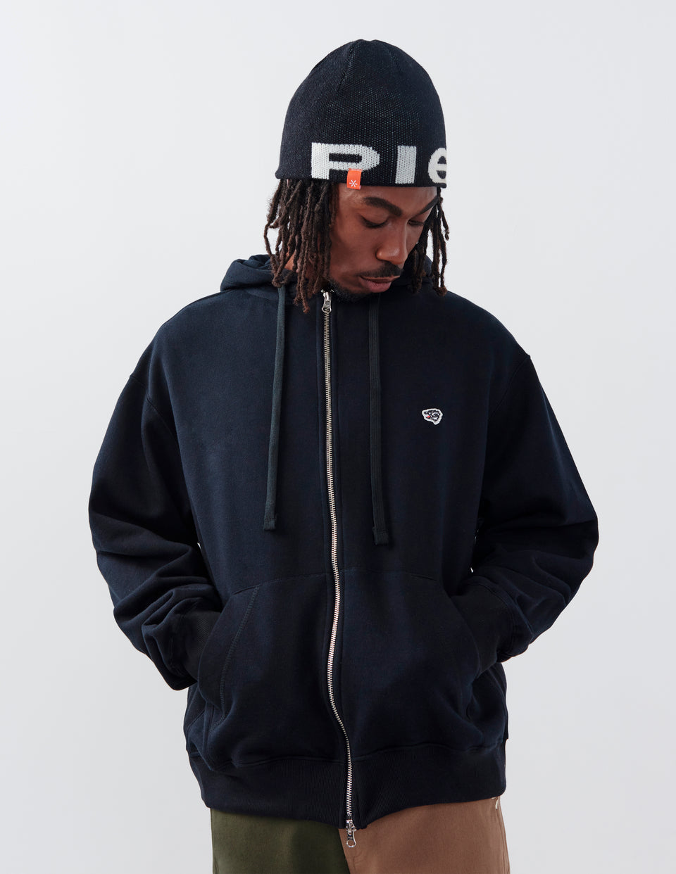 Classic Zipped Hoodie - Black