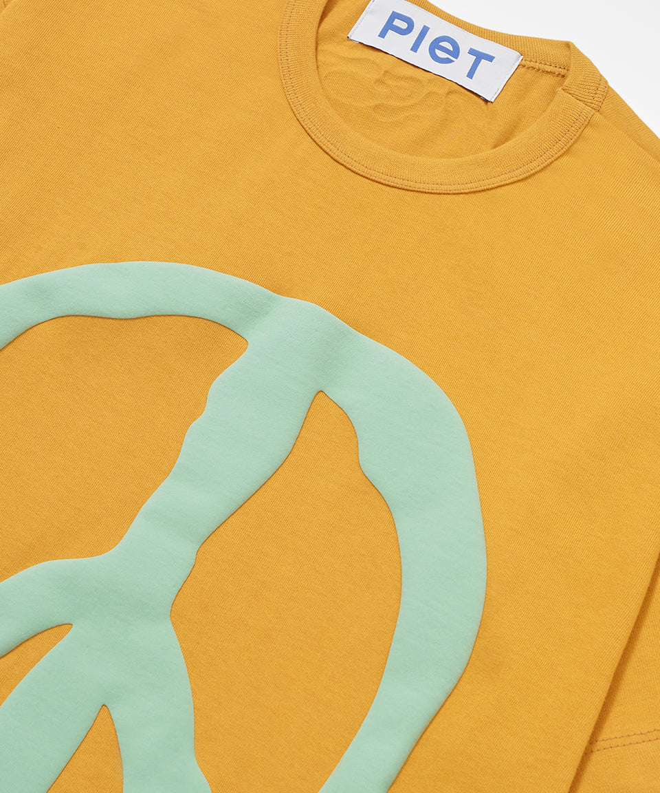 Peace and Love T-shirt - Mustard